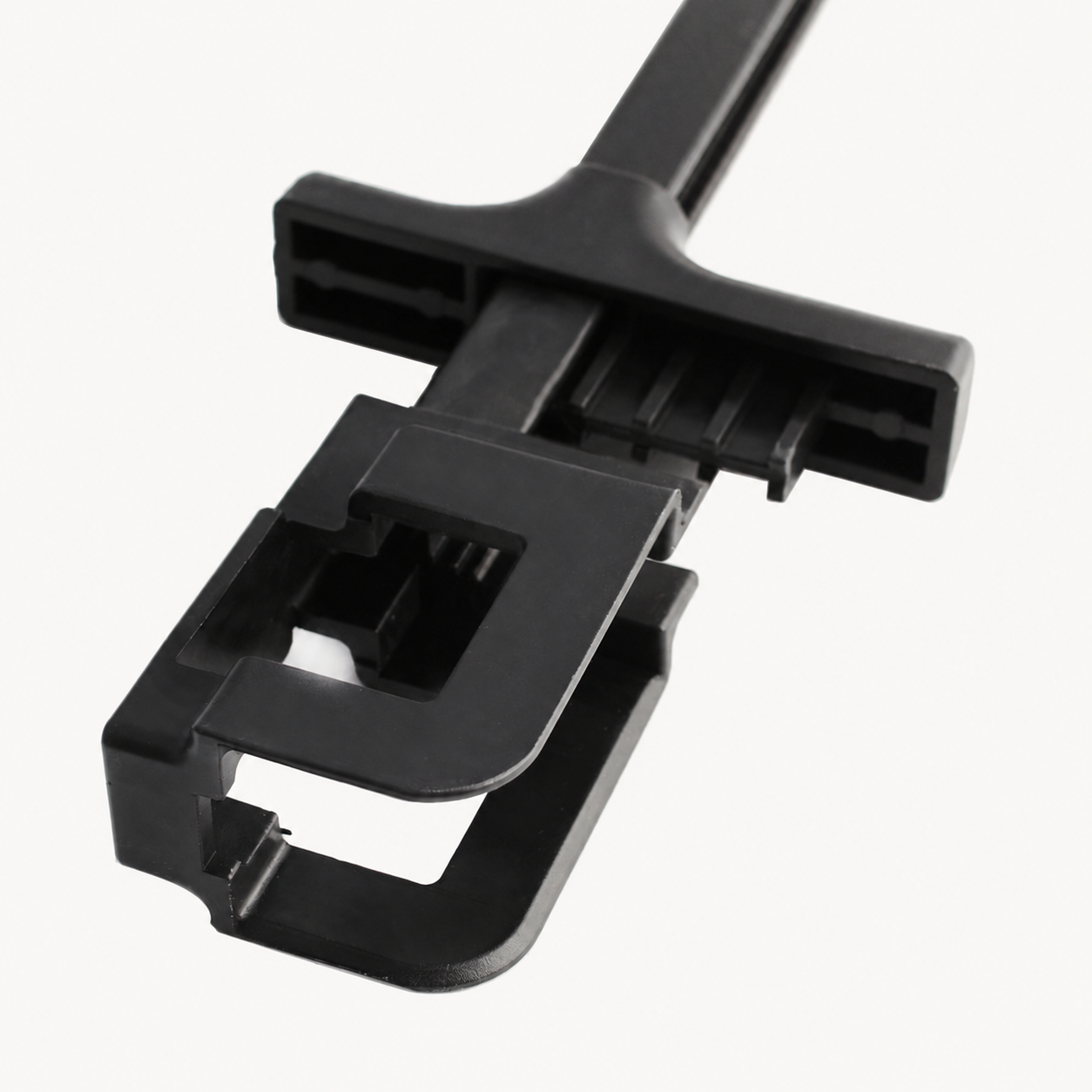 TacticPower Universal Rifle Magazine Loader – close-up of magazine clamp and rail mechanism detail